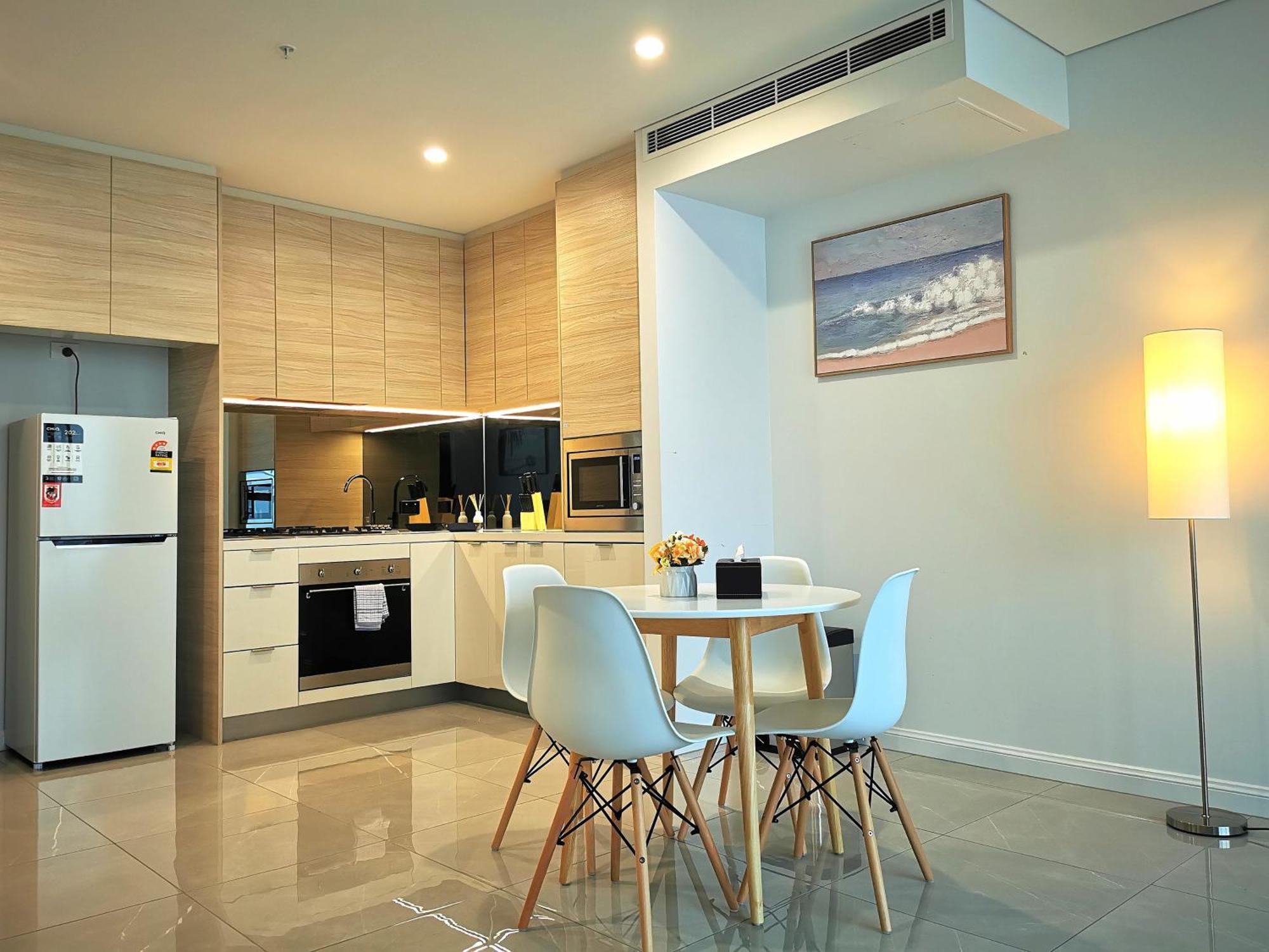 Surfers Paradise New Beachfront Apartments Gold Coast Exterior photo
